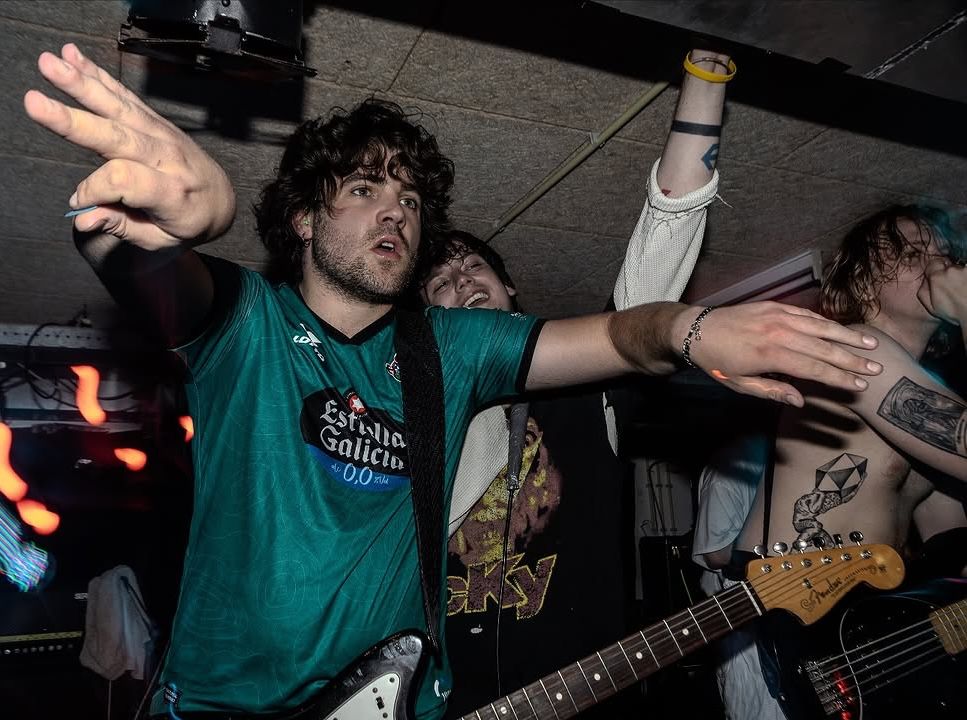 aquelarre* and Tray headline Sunday Sessions